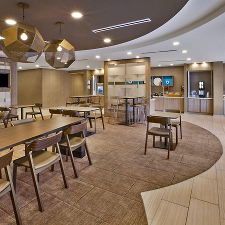 Springhill Suites By Marriott Pittsburgh Butler/Centre City Екстериор снимка