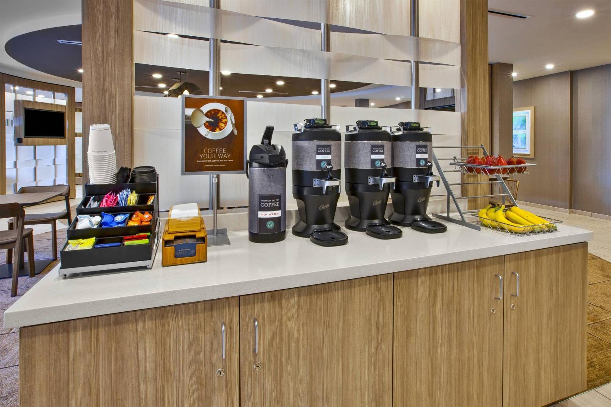 Springhill Suites By Marriott Pittsburgh Butler/Centre City Екстериор снимка