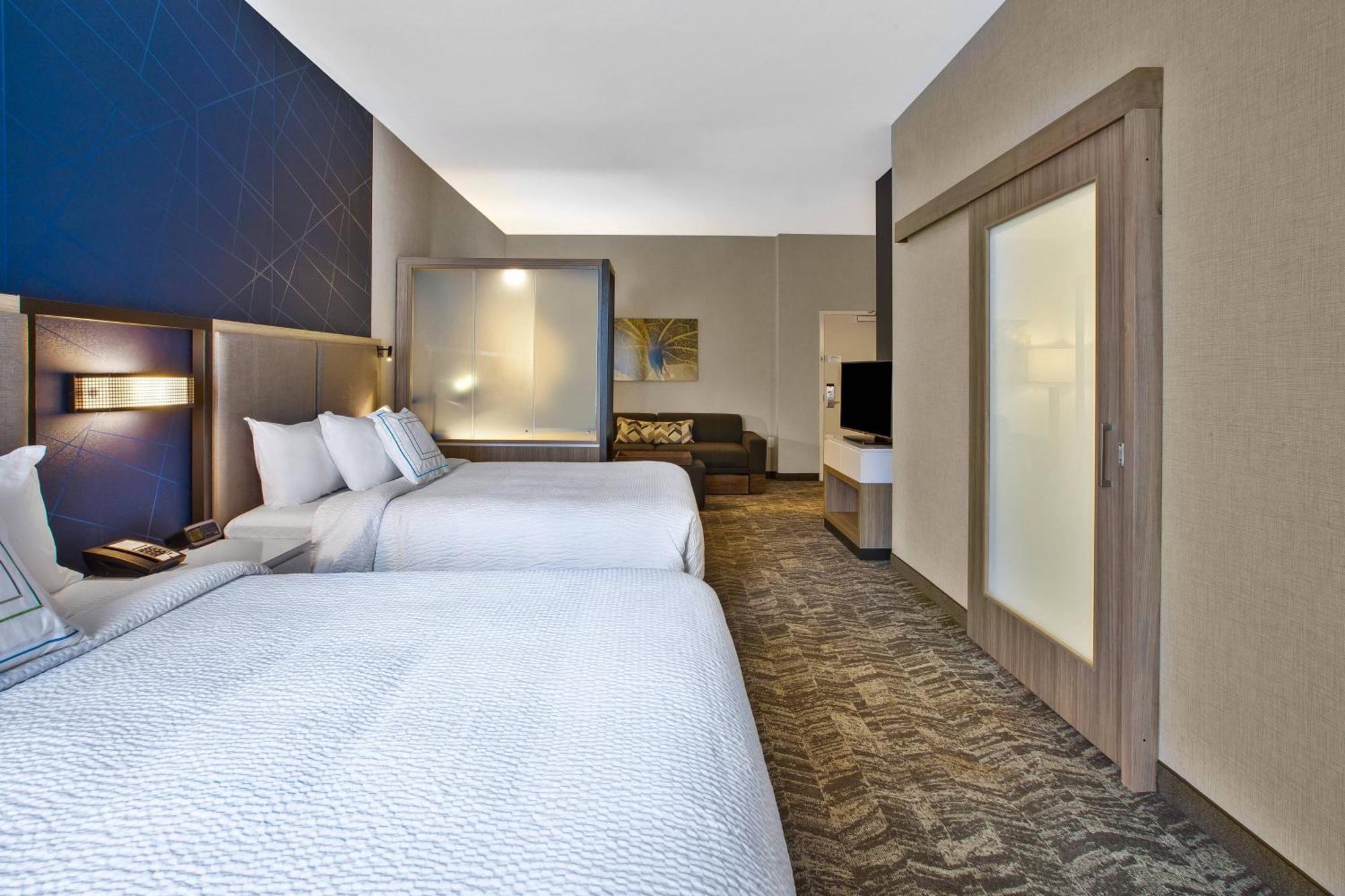 Springhill Suites By Marriott Pittsburgh Butler/Centre City Екстериор снимка